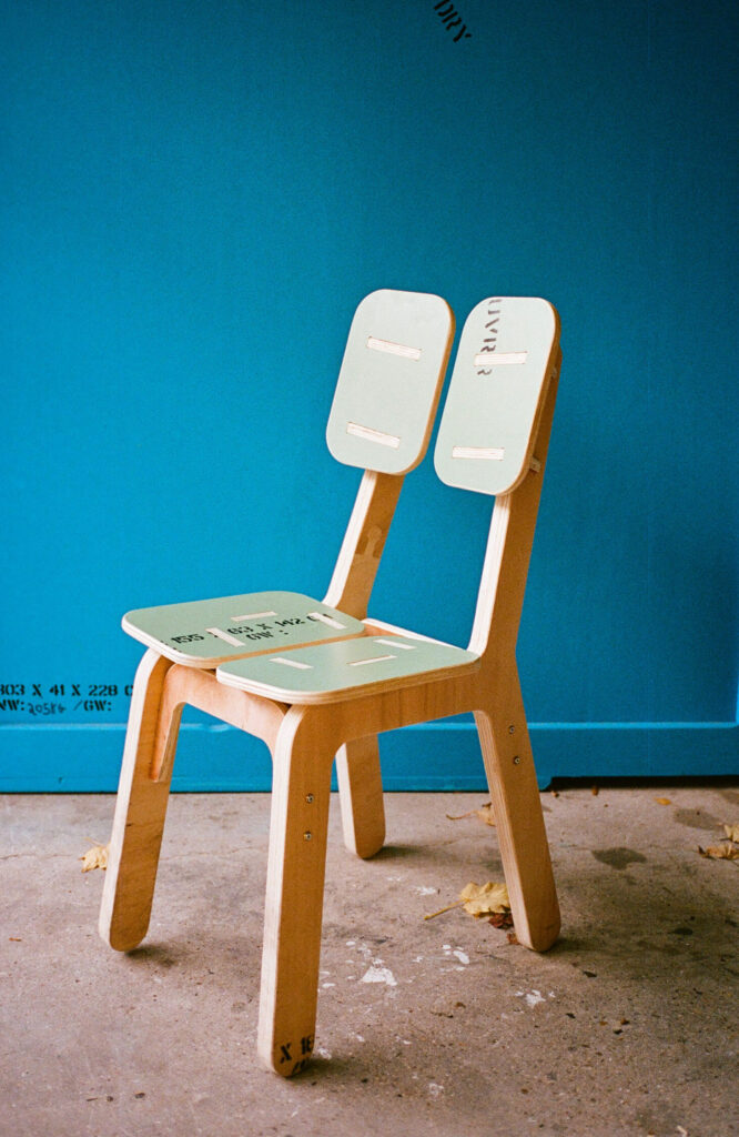 CH_01 AKA LA CHAISE BLEUE